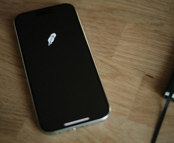 Robinhood оновлює план викупу акцій до 1,5 мільярда доларів, оскільки…