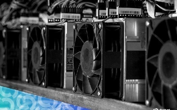 Акції Cipher Digital стрімко зростають, оскільки компанія відходить…