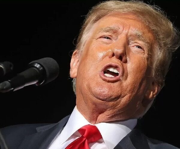 ТЕРМІНОВО: Дональд Трамп висловлюється щодо війни в Ірані – НАЖИВО