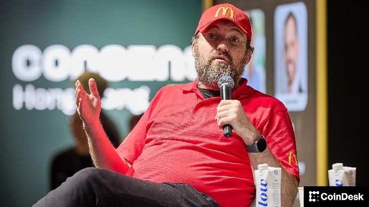 Хоскінсон може помилятися щодо майбутнього децентралізованих обчислень