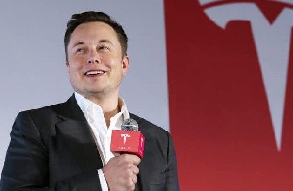 Tesla отримує частку SpaceX через злиття з xAI перед IPO