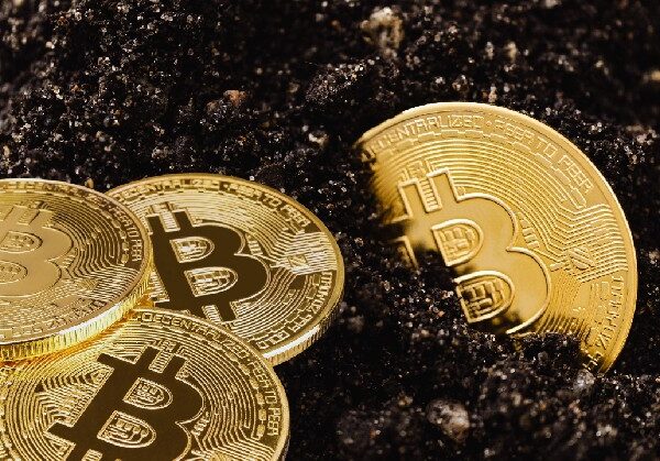 Дует незаконного майнінгу BTC отримав 14-річний термін ув'язнення,&hellip;