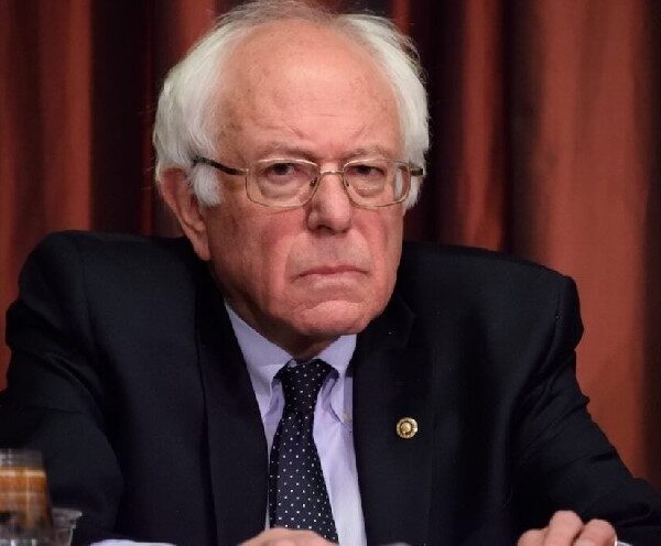 Берні Сандерс критикує «безпрецедентну клептократію» родини Трампа, оскільки криптовалюта очолює список угод:&hellip;