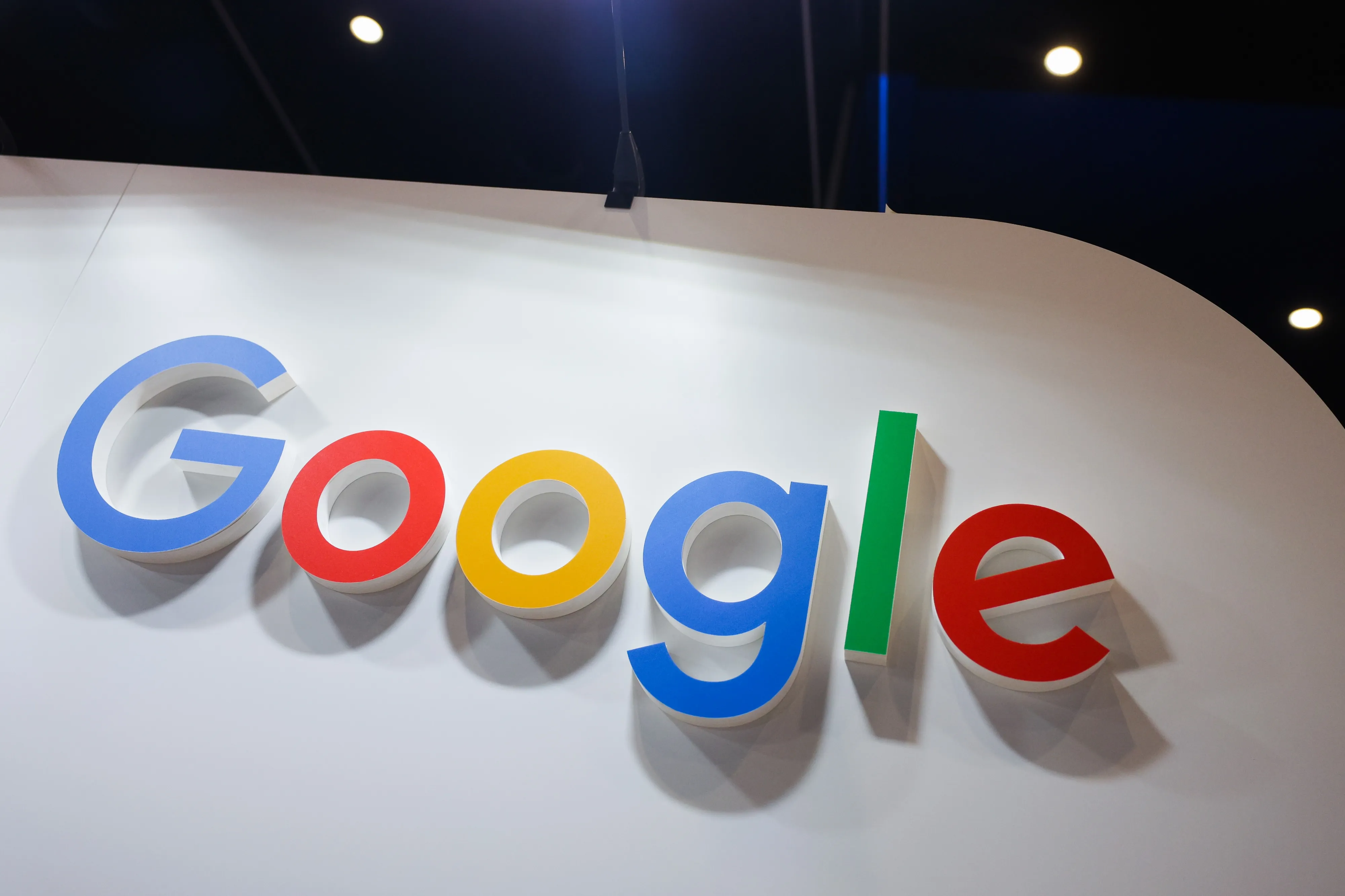Google подав до суду на китайських кіберзлочинців, які збирали сотні тисяч жертв за допомогою ШІ 3